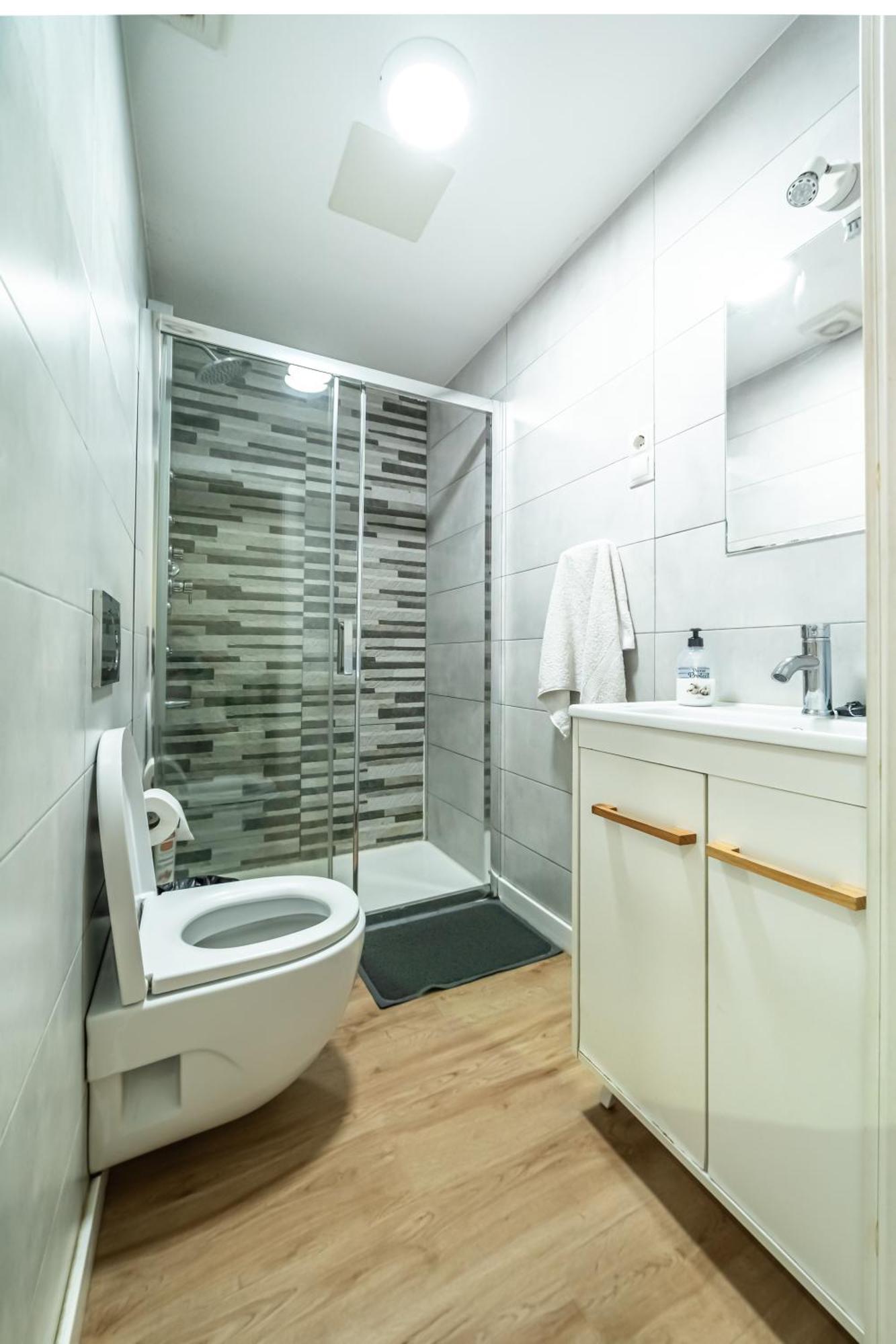 New Flat , Modern , Wifi, 10Min Sol, 5 Reina Sofia Apartment Madrid Exterior photo