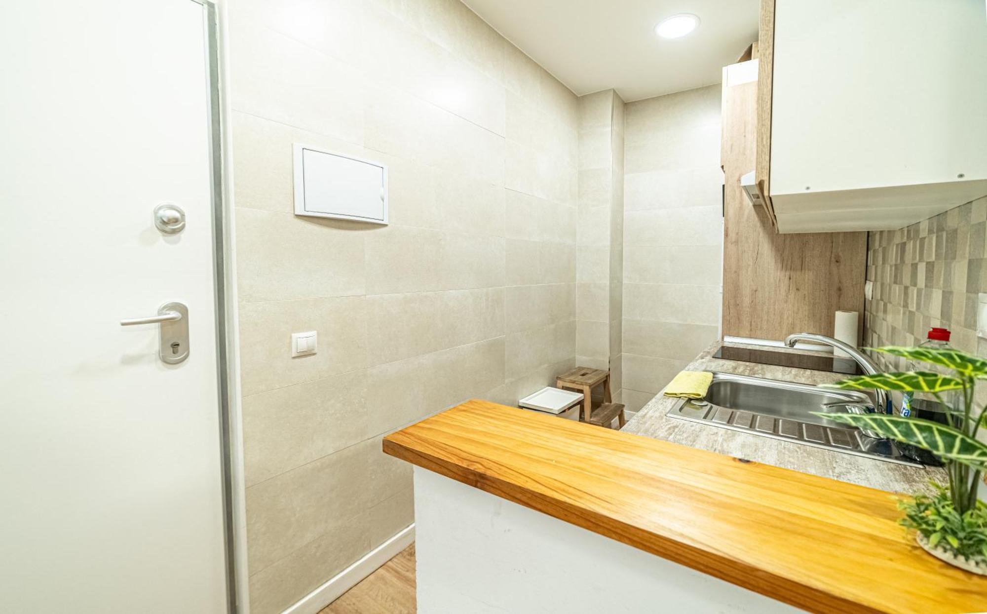 New Flat , Modern , Wifi, 10Min Sol, 5 Reina Sofia Apartment Madrid Exterior photo