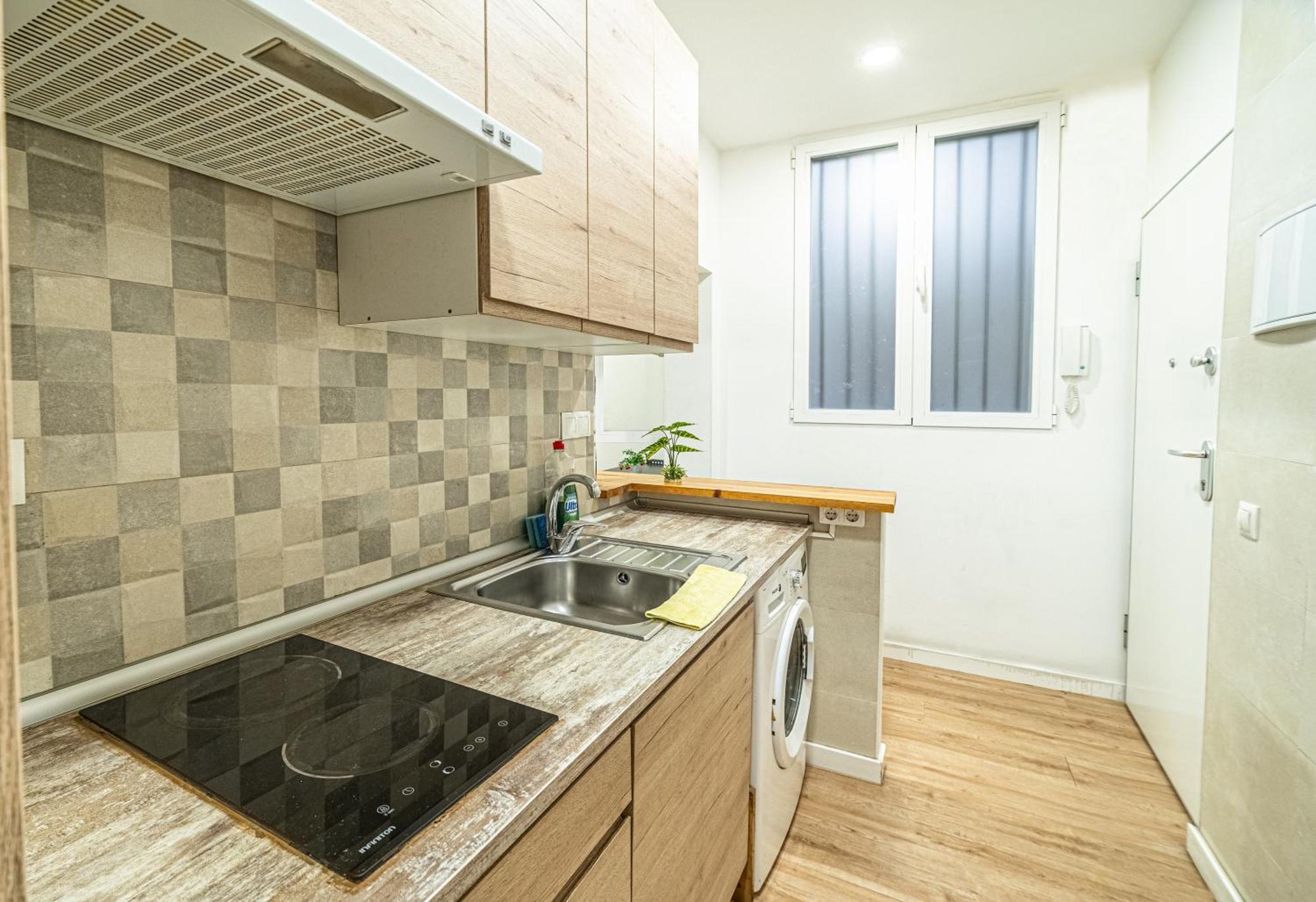 New Flat , Modern , Wifi, 10Min Sol, 5 Reina Sofia Apartment Madrid Exterior photo