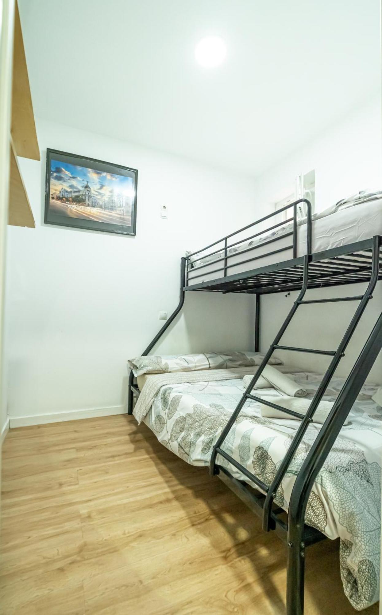 New Flat , Modern , Wifi, 10Min Sol, 5 Reina Sofia Apartment Madrid Exterior photo
