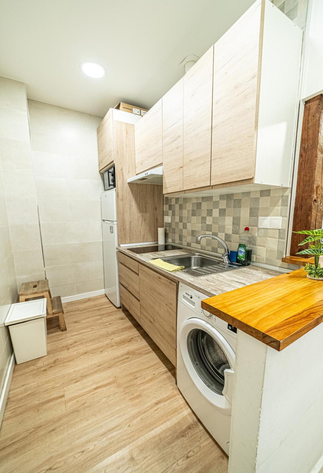 New Flat , Modern , Wifi, 10Min Sol, 5 Reina Sofia Apartment Madrid Exterior photo